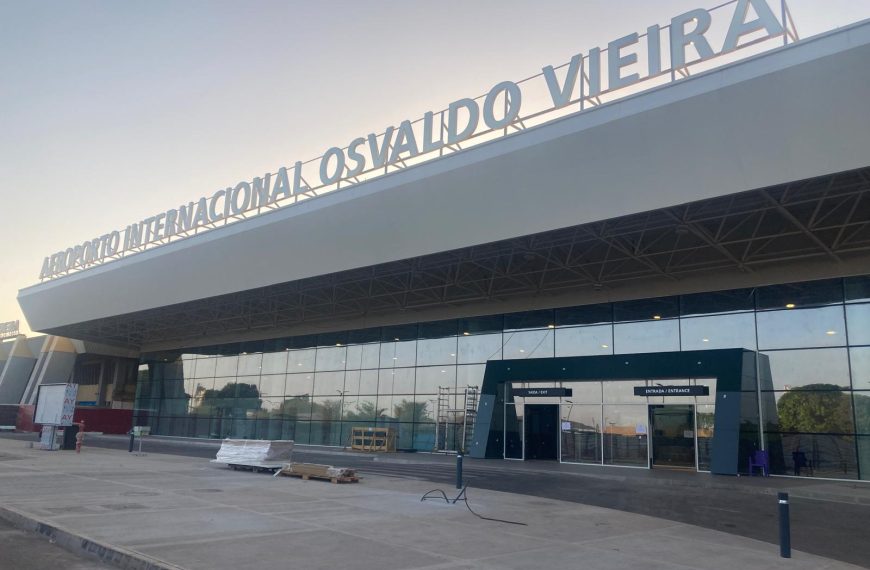 Osvaldo Vieira Uluslararası Havalimanı